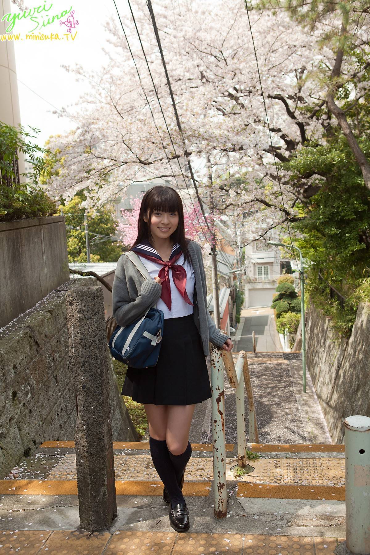 现役女子高生 Yuuri Shiina [Minisuka.tv] 2011.07